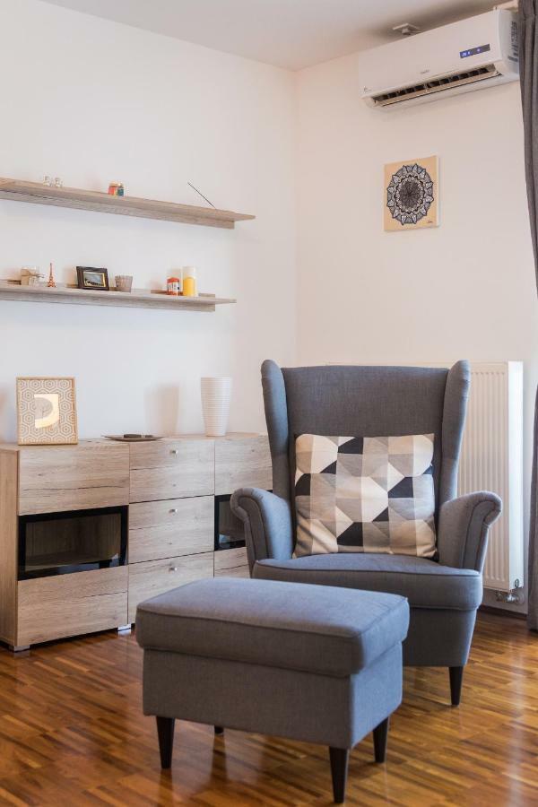 Spacious 2Bdr Apartment - Free Parking 萨格勒布 外观 照片